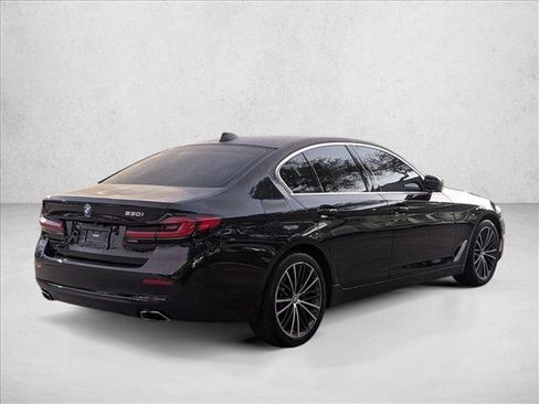 Used 2022 BMW 530i w/ Convenience Package image 5