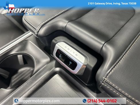 Used 2025 Ford Expedition Platinum AWD/4WD image 38