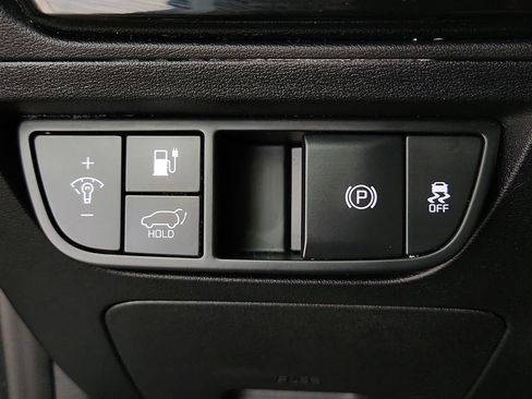 Used 2022 Kia EV6 Wind w/ Wind Technology Package AWD/4WD image 23