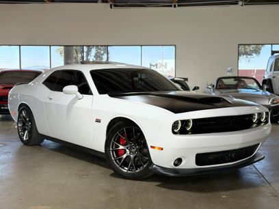 Used 2016 Dodge Challenger SRT w/ Technology Group