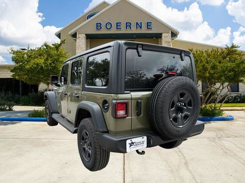 Used 2026 Jeep Wrangler Unlimited Sport AWD/4WD image 3