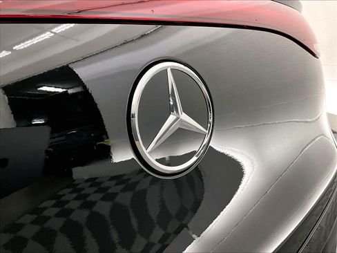 Used 2026 Mercedes-Benz EQE 320+ SUV image 31
