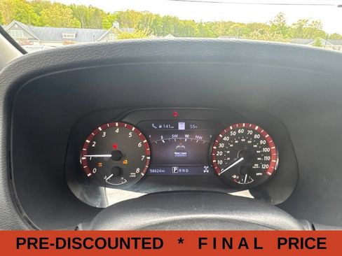 Used 2022 Nissan Frontier PRO-4X AWD/4WD image 18