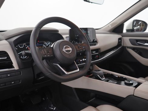 Used 2023 Nissan Rogue SL w/ SL Premium Package AWD/4WD image 26