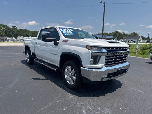 Used 2020 Chevrolet Silverado 2500 LTZ w/ LTZ Premium Package AWD/4WD image 8