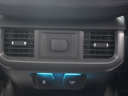 Used 2021 Ford F150 Lariat w/ Equipment Group 501A Mid image 28