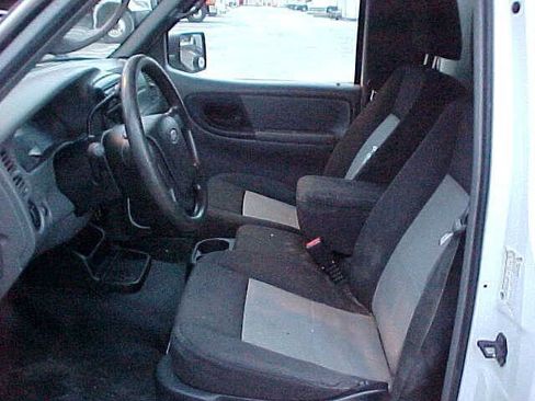 Used 2010 Ford Ranger XL image 9