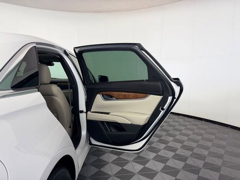 Used 2018 Cadillac XTS Luxury w/ Driver Awareness Package FWD image 28