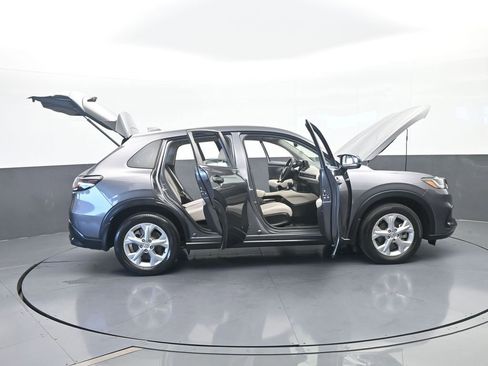 Used 2023 Honda HR-V LX image 68