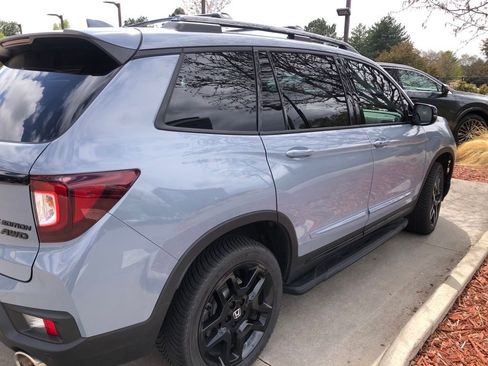 Used 2024 Honda Passport Black Edition image 3