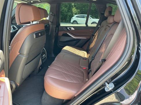 Used 2025 BMW X5 xDrive40i AWD/4WD image 20