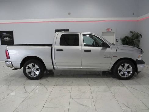 Used 2015 RAM 1500 Tradesman w/ Popular Equipment Group RWD image 2