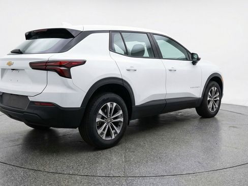 Used 2025 Chevrolet Equinox LT image 9