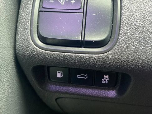 Used 2017 Kia Optima LX FWD image 16