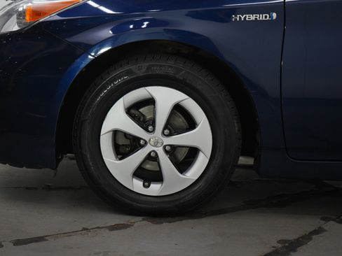 Used 2013 Toyota Prius Two image 26