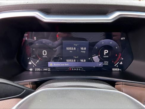 Used 2025 GMC Canyon Denali AWD/4WD image 26