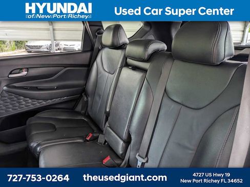 Used 2020 Hyundai Santa Fe SE w/ Cargo Package FWD image 14