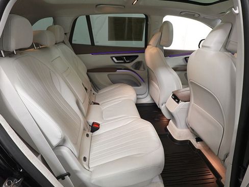 Used 2023 Mercedes-Benz EQS 580 4MATIC SUV image 34