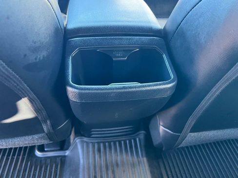 Used 2018 Toyota Tacoma Limited image 21