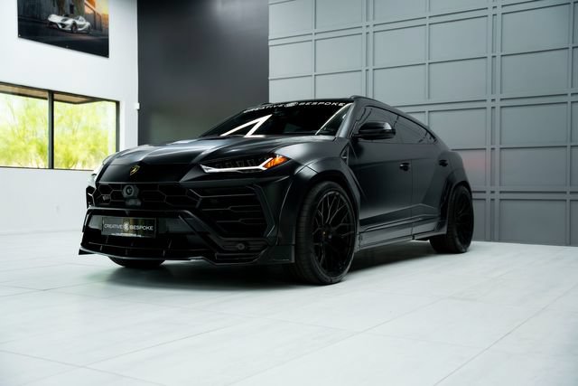 Used 2021 Lamborghini Urus AWD/4WD image 5