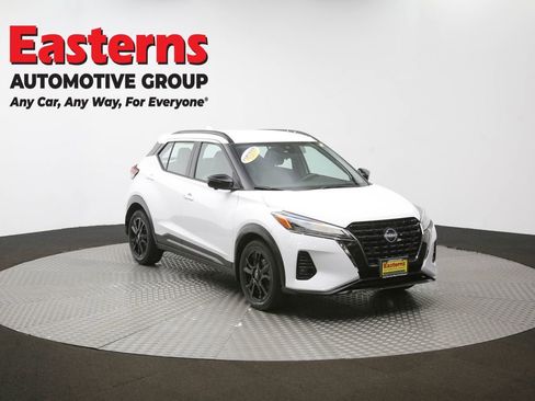 Used 2023 Nissan Kicks SR w/ SR Premium Package image 51