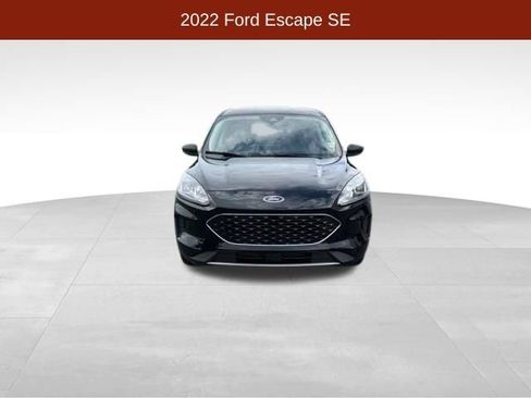 Used 2022 Ford Escape SE w/ Convenience Package AWD/4WD image 2