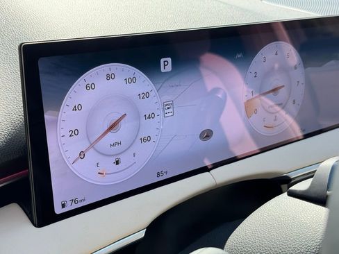 New 2026 Genesis GV70 2.5T Advanced image 21