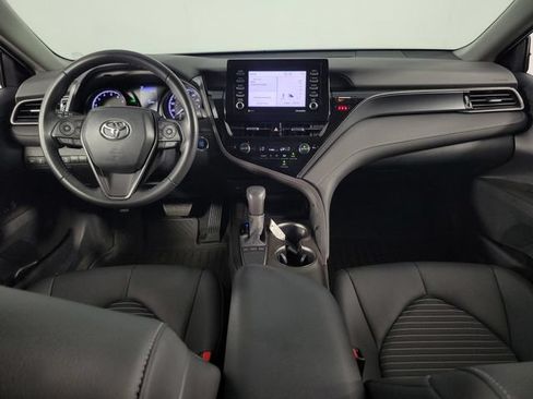 Used 2023 Toyota Camry SE w/ Convenience Package FWD image 25