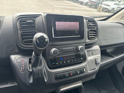 Used 2024 RAM ProMaster 2500 w/ Convenience Group FWD image 21