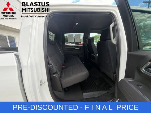 Used 2025 Chevrolet Silverado 1500 RST AWD/4WD image 45
