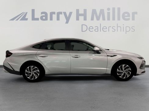 New 2026 Hyundai Sonata Blue image 9