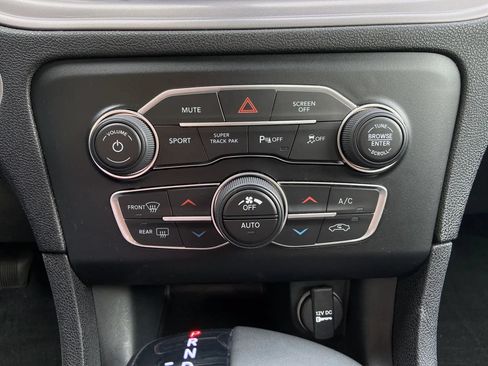 Used 2023 Dodge Charger SXT AWD/4WD image 20