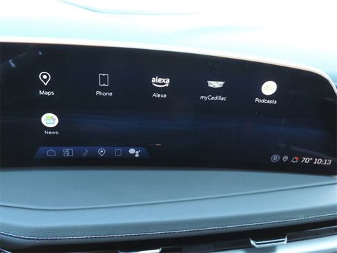 Certified 2025 Cadillac XT4 Premium Luxury image 18