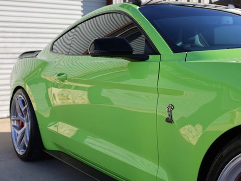 Used 2020 Ford Mustang Shelby GT500 w/ Technology Package image 24