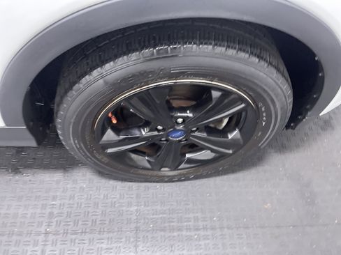 Used 2015 Ford Escape SE AWD/4WD image 35