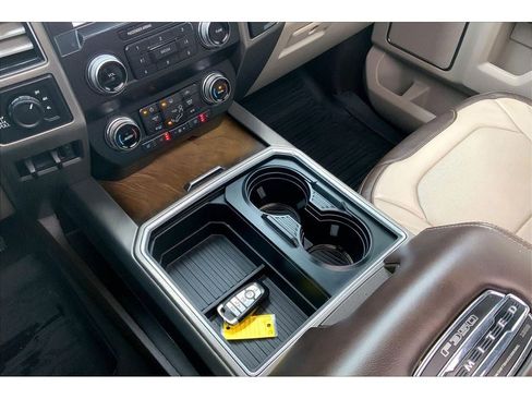 Used 2019 Ford F350 Limited image 18