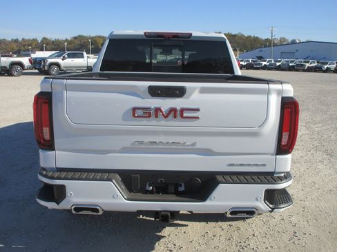 New 2026 GMC Sierra 1500 Denali w/ Denali Reserve Package image 6