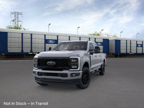 New 2026 Ford F250 Lariat w/ Black Appearance Package AWD/4WD image 2