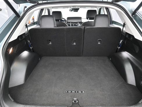 Used 2022 Hyundai Ioniq 5 SEL w/ Cargo Package RWD image 30