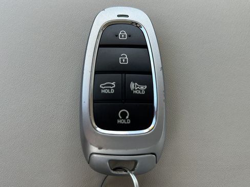 Used 2023 Hyundai Sonata SEL FWD image 9