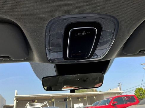 Used 2022 Hyundai Elantra SEL FWD image 15