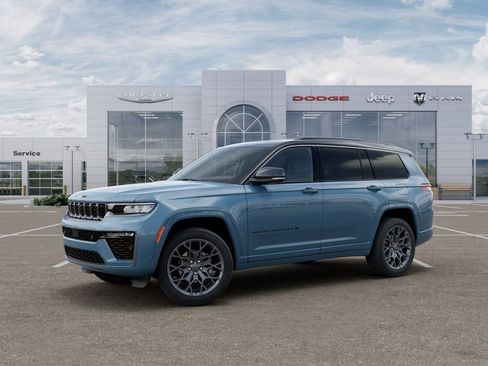 New 2026 Jeep Grand Cherokee L Summit w/ Obsidian Package AWD/4WD image 2