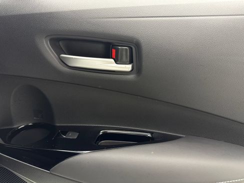 Used 2022 Toyota Corolla SE FWD image 45
