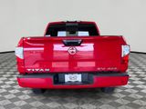 Used 2021 Nissan Titan SV image 5