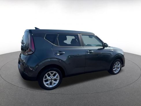 Used 2025 Kia Soul LX w/ LX Technology Package FWD image 15