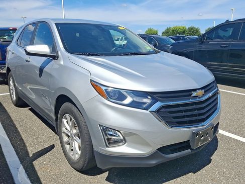 Used 2021 Chevrolet Equinox LT FWD image 3