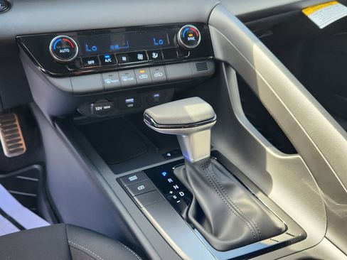 New 2025 Hyundai Elantra Sport image 25