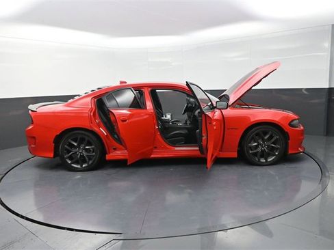 Used 2022 Dodge Charger R/T w/ Plus Group image 32