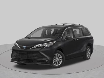Used 2026 Toyota Sienna XLE