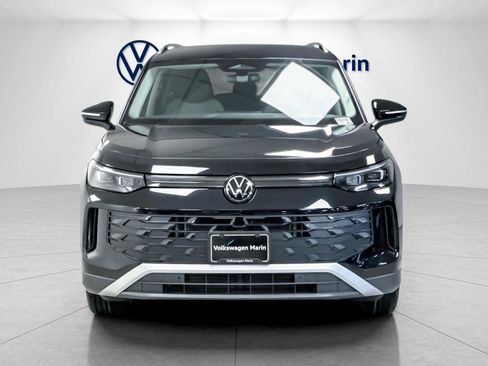 New 2026 Volkswagen Tiguan S image 8
